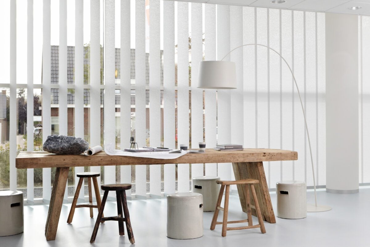 Skydda möbler från solljus