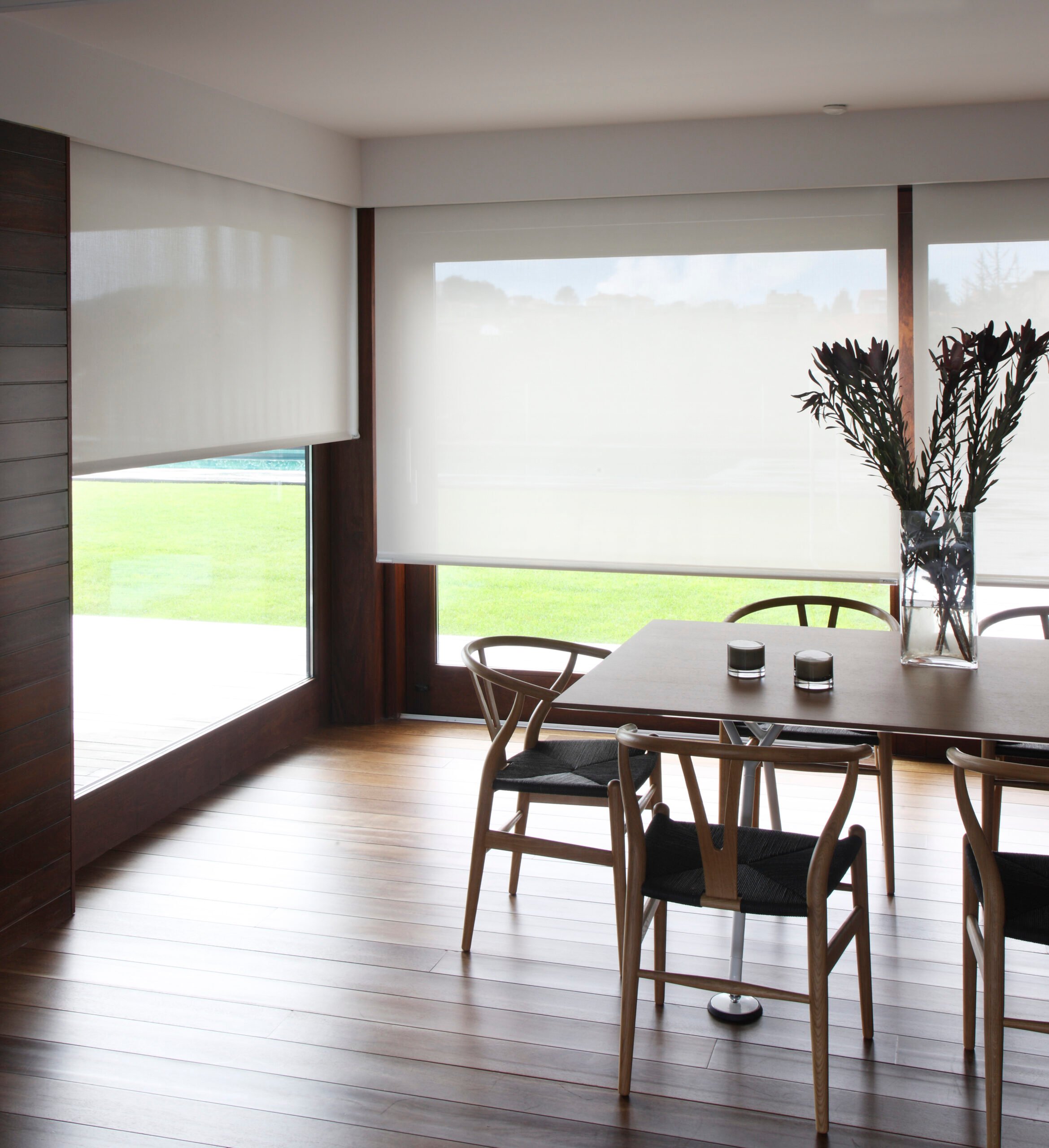 Talabaning ogziga sikiladi Kok ustida porno yalangoch